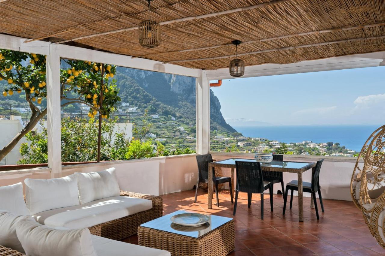 Capri Town Apartments Bagian luar foto