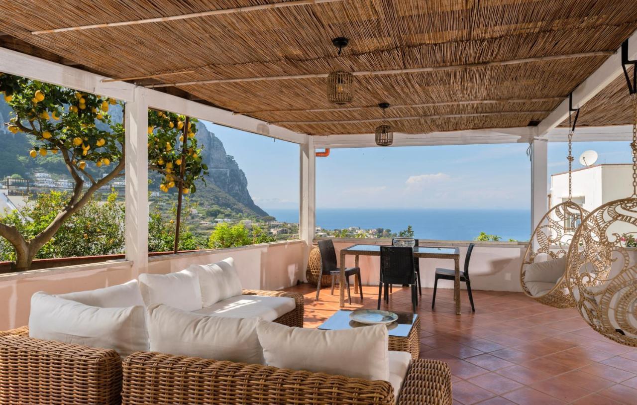 Capri Town Apartments Bagian luar foto