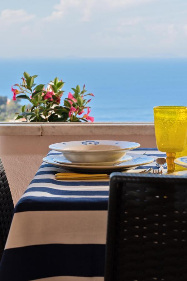Capri Town Apartments Bagian luar foto