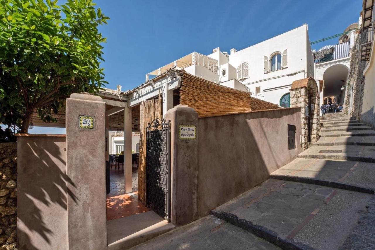 Capri Town Apartments Bagian luar foto