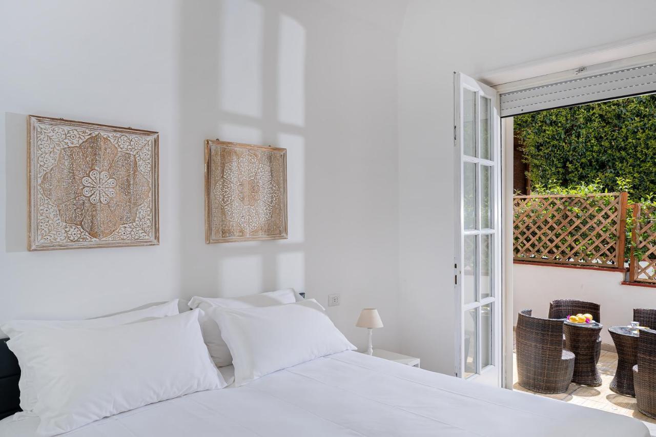 Capri Town Apartments Bagian luar foto